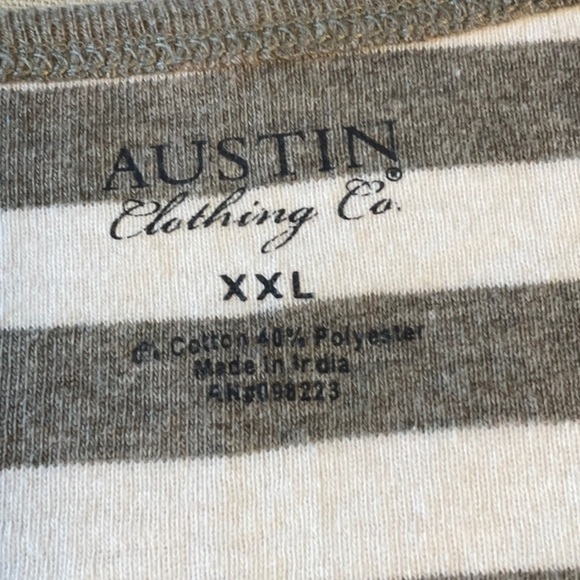 Austin Clothing Co. Gray and White Striped Tank Top - Picture 5 of 6